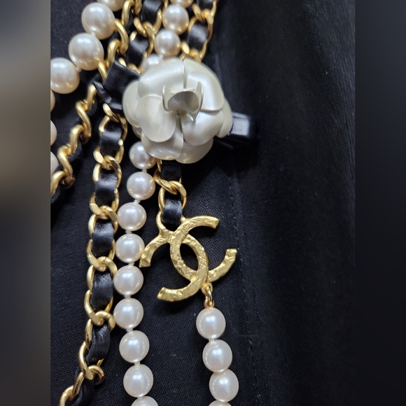 Chanel Pearl Lambskin Chain  Camellia CC Multi Strand Necklace - Picture 6 of 12